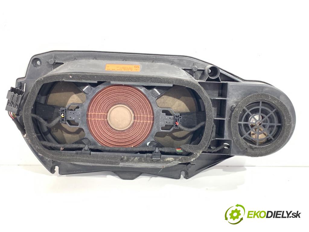 MERCEDES-BENZ C218 coupe 2014 300 kW CLS 500 (218.373) 4663 subwoofer A2128203502 (Audio zariadenie)