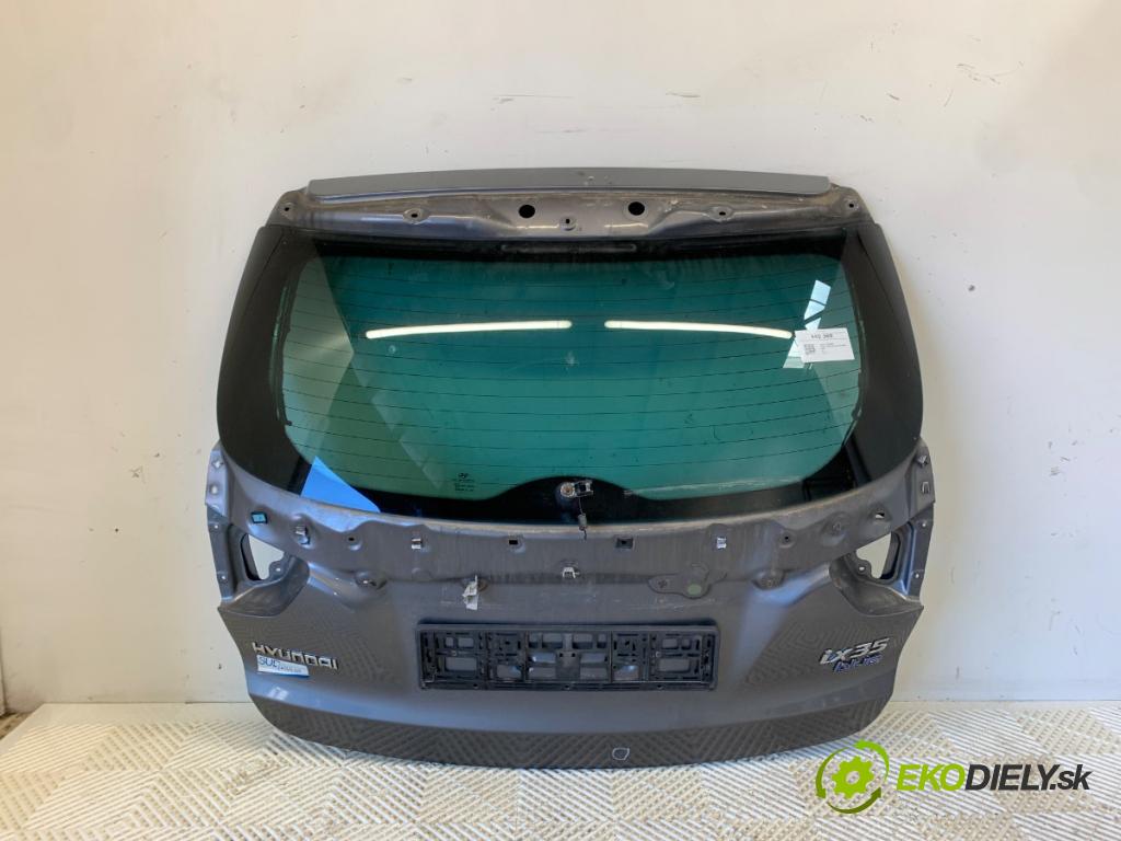 HYUNDAI ix35 SUV 2013 85 kW 1.7 CRDi 1685 kapota zad