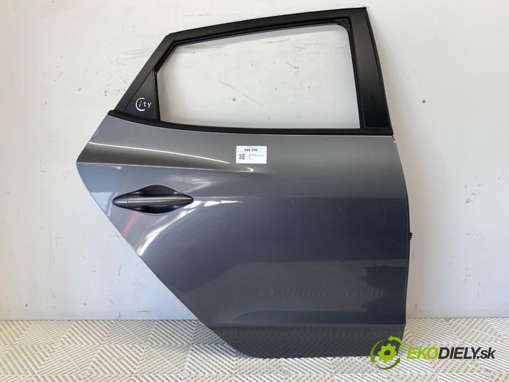 HYUNDAI ix35 SUV 2013 85 kW 1.7 CRDi 1685 dveře pravý zadní část 