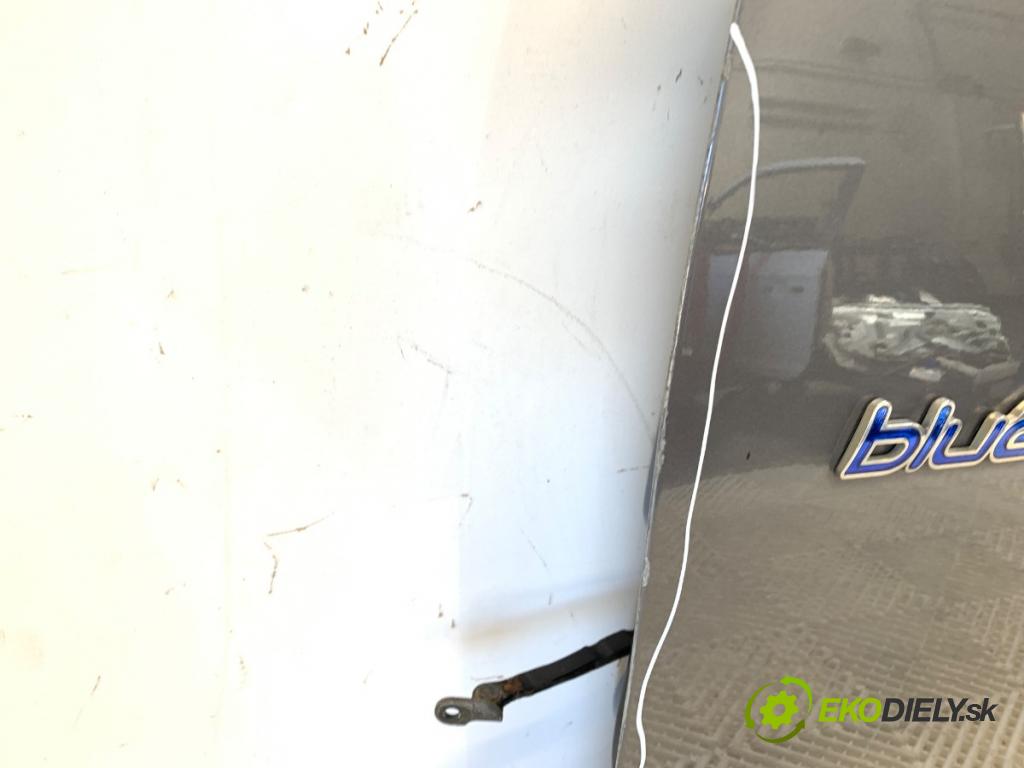 HYUNDAI ix35 SUV 2013 85 kW 1.7 CRDi 1685 Dvere ľavy predný