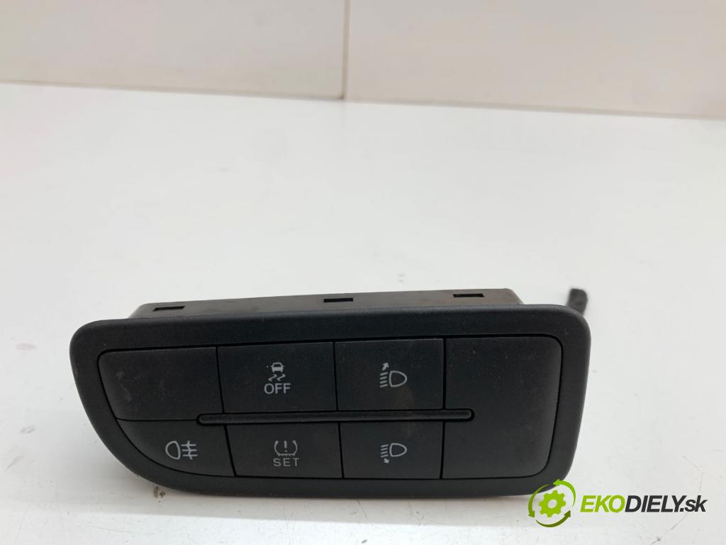 FIAT TIPO Kombi 2018 70 kW 1.4 (356WXA1B) 1368 Panel prepínačov svetiel 30281189