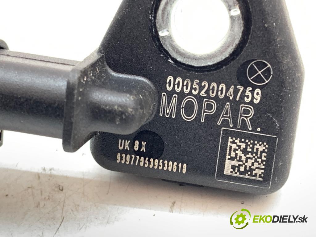 FIAT TIPO Kombi 2018 70 kW 1.4 (356WXA1B) 1368 snímač nárazu 0052004759 (Snímač nárazu)