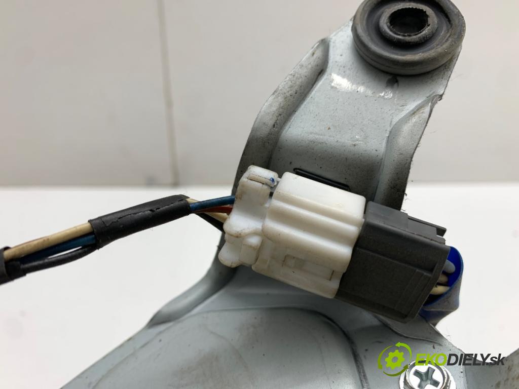 HYUNDAI i20 liftback 2009 57 kW 1.2 1248 Motor stieračov zad 98710-1J000