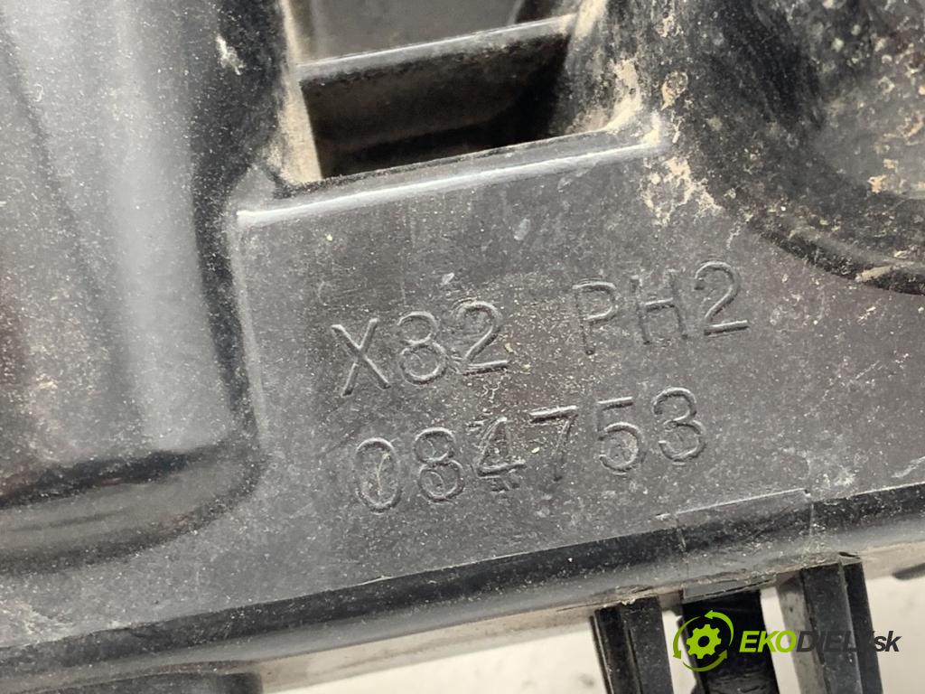 RENAULT TRAFIC III Skrzynia 2023 81 kW 2.0 dCi 110 (FGMW) 1997 Úchyt nárazníka pravy predný 631424455R