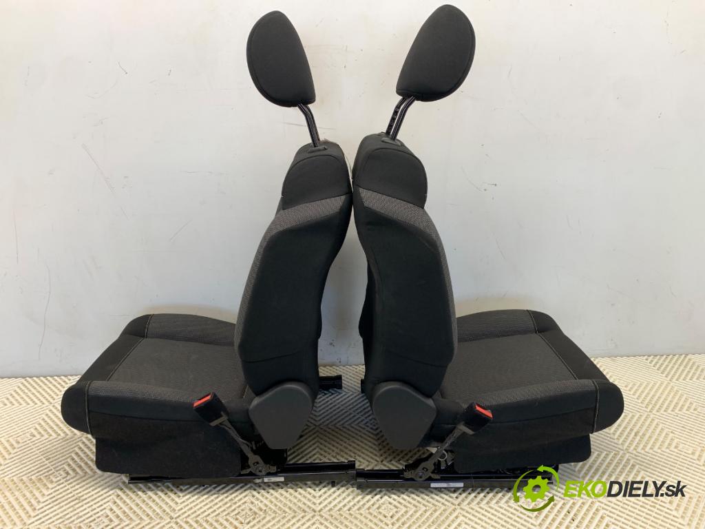 CITROEN C3 III liftback 2022 61 kW 1.2 PureTech 82 1199 sedadla sedačky sedadlo boční