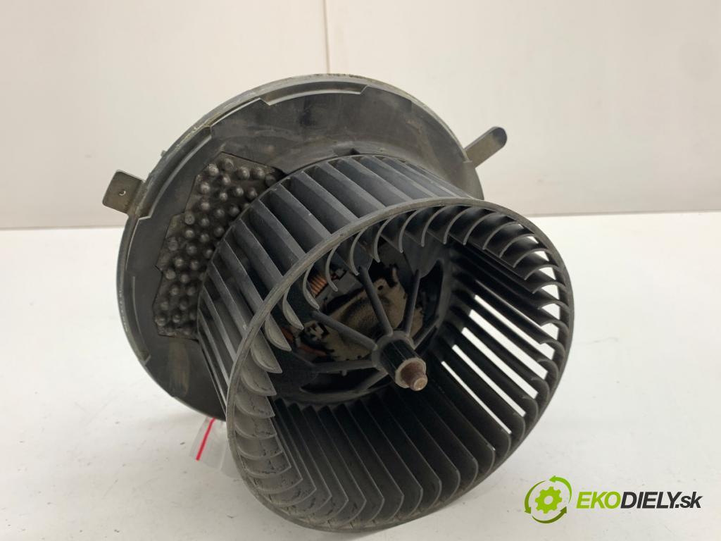 VW TIGUAN SUV 2010 103 kW 2.0 TDI 1968 ventilátor kúrenia 3C1820015N
