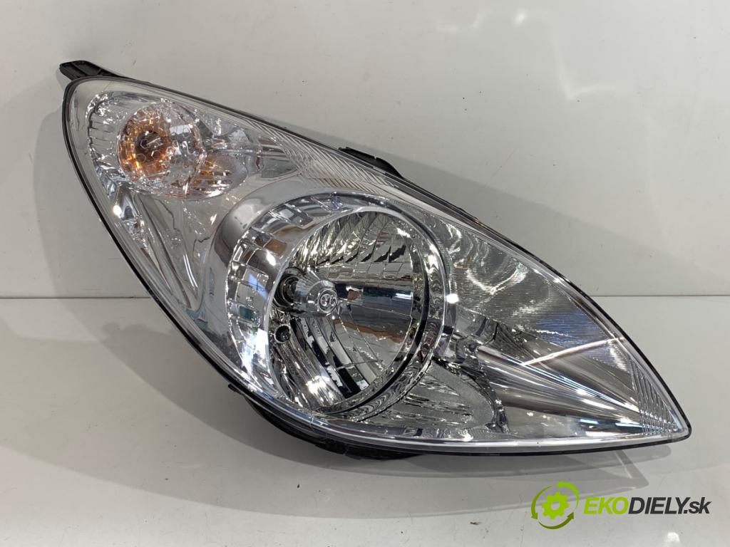HYUNDAI i20 liftback 2009 57 kW 1.2 1248 Svetlomet pravy predný 