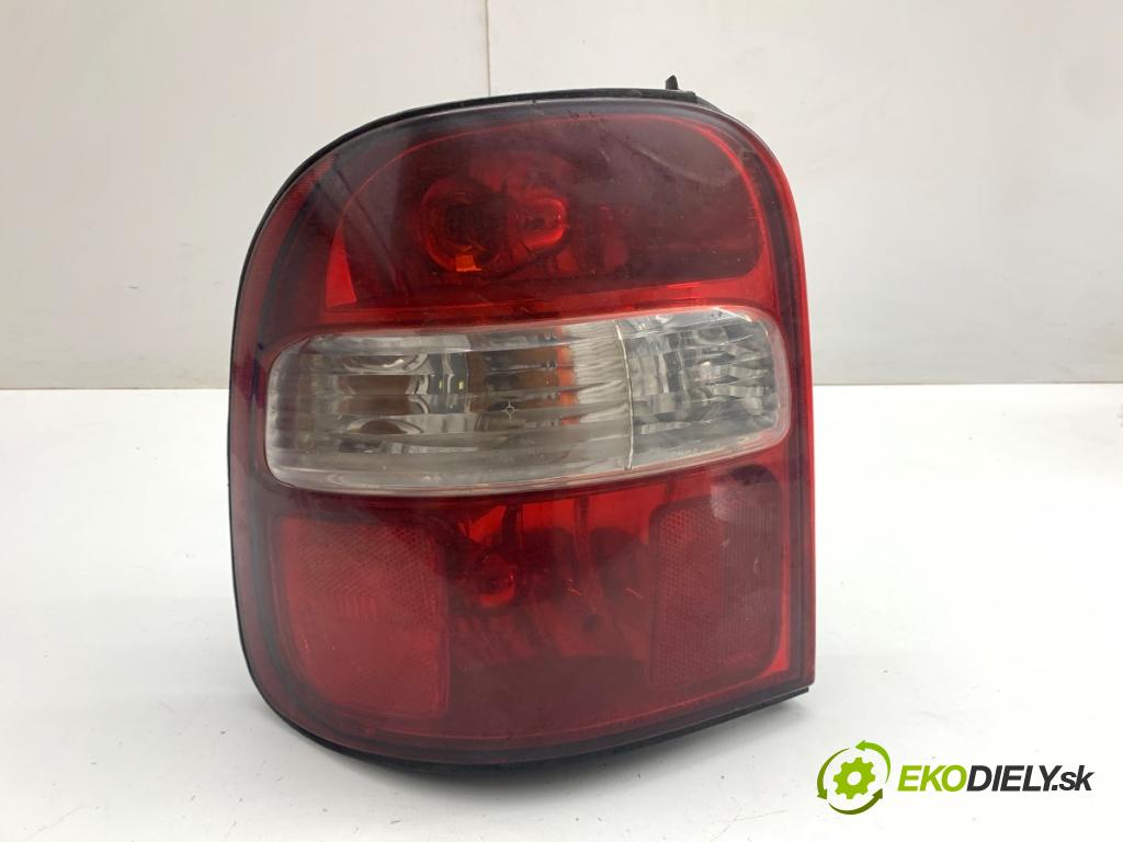 KIA SPORTAGE SUV SUV 2001 61 kW 2.0 TD 4WD 1998 Svetlo ľavy zad 