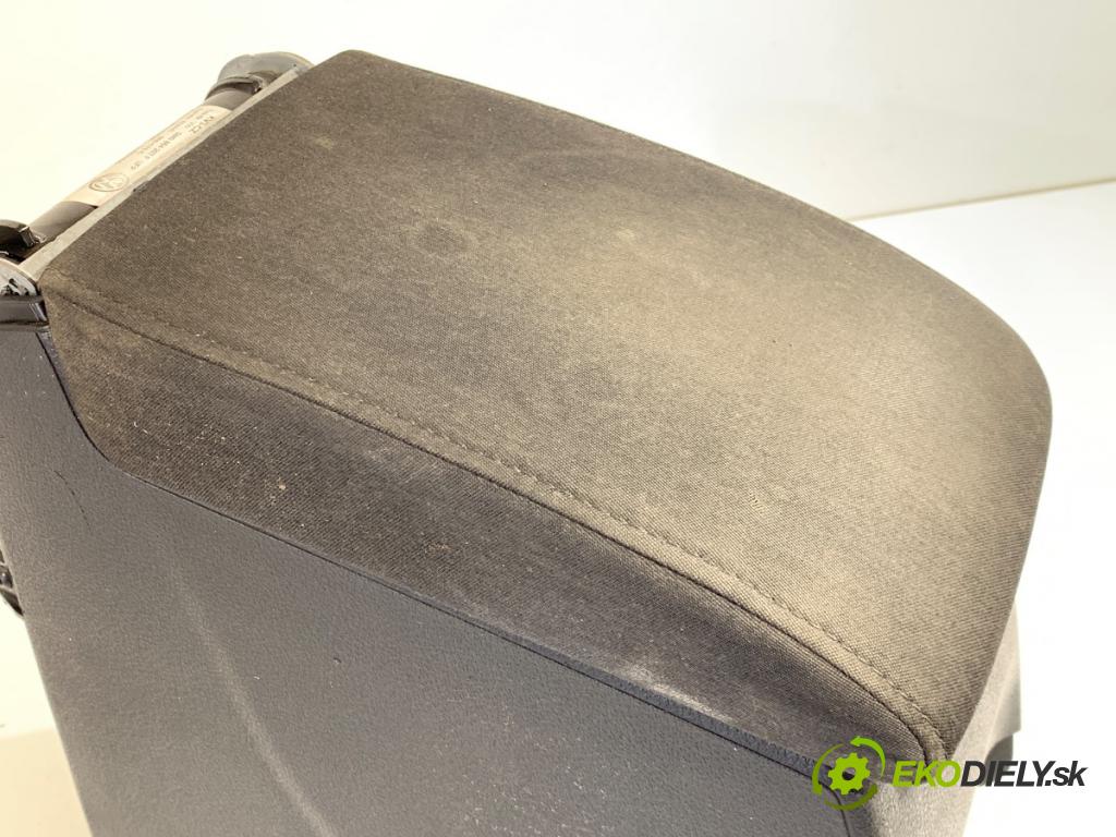 VW TIGUAN SUV 2010 103 kW 2.0 TDI 1968 loketní opěrka 5M0864207F (Loketní opěrka)