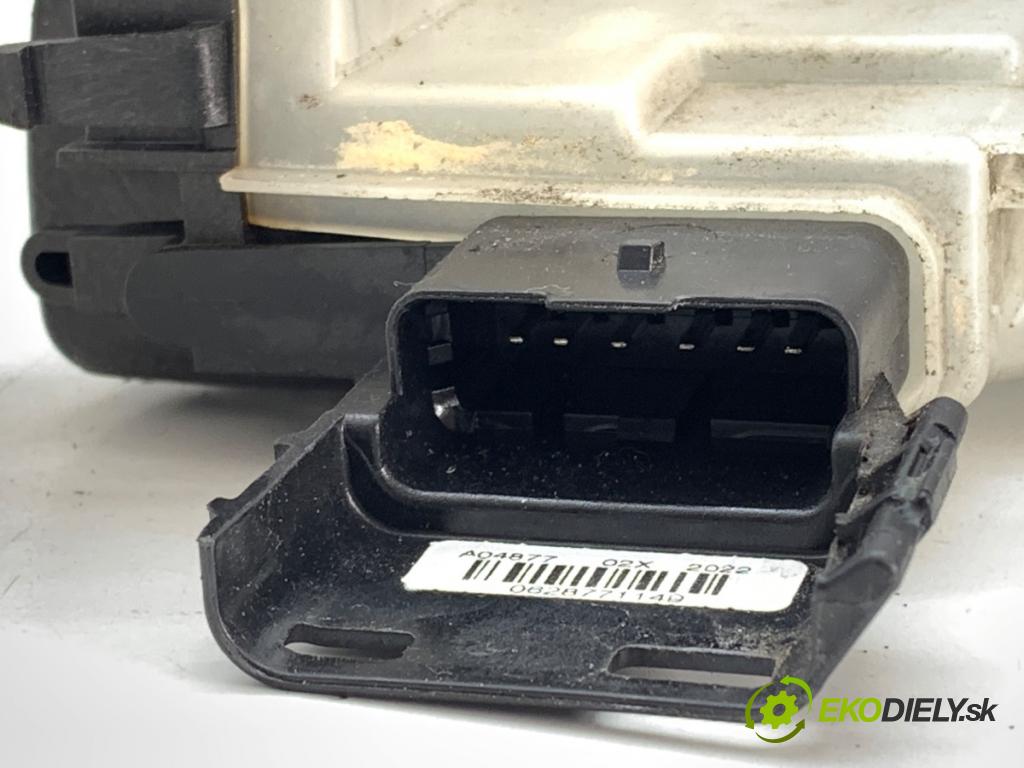 CITROEN C3 III liftback 2022 61 kW 1.2 PureTech 82 1199 zámok Dvere pravy zad PSA123984