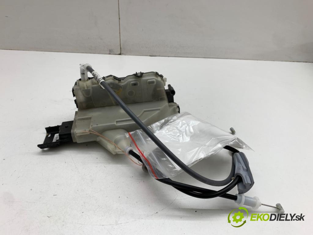 CITROEN C3 III liftback 2022 61 kW 1.2 PureTech 82 1199 zámok Dvere pravy predný PSA123980
