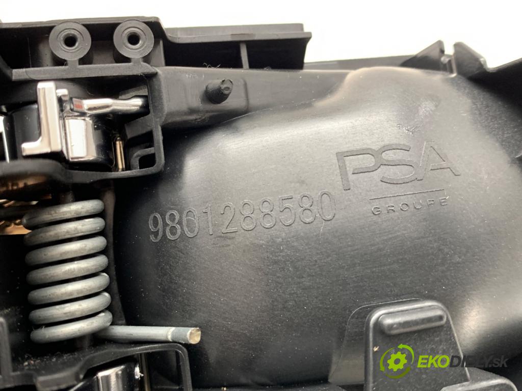 CITROEN C3 III liftback 2022 61 kW 1.2 PureTech 82 1199 Kľučka vnútorná pravy predný 9801288580