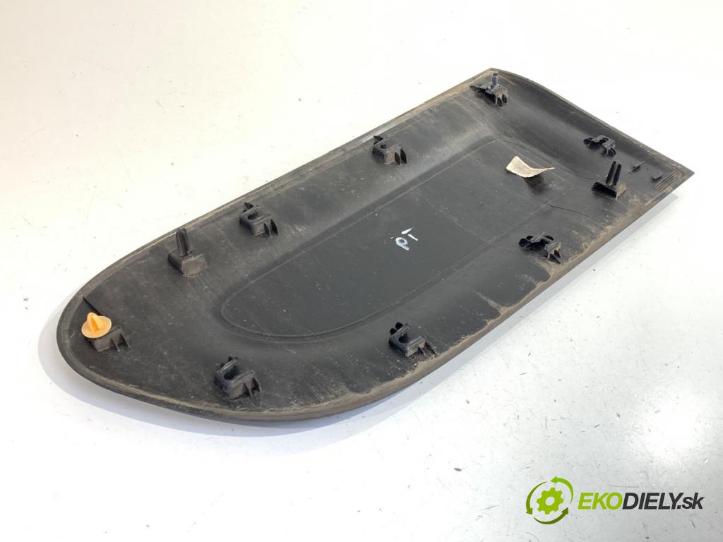 CITROEN C3 III liftback 2022 61 kW 1.2 PureTech 82 1199 lišta dveře pravý zadní část 9833480977