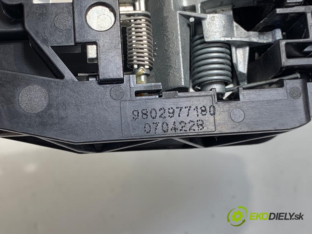 CITROEN C3 III liftback 2022 61 kW 1.2 PureTech 82 1199 Kľučka vonkajšia pravy zad