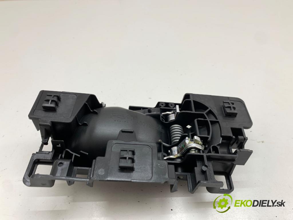 CITROEN C3 III liftback 2022 61 kW 1.2 PureTech 82 1199 klika vnitřní levý zadní část 9801288680