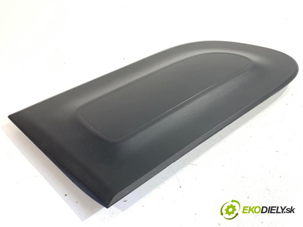 CITROEN C3 III liftback 2022 61 kW 1.2 PureTech 82 1199 lišta dveře levý zadní část 9833481077