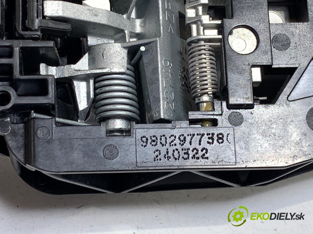 CITROEN C3 III liftback 2022 61 kW 1.2 PureTech 82 1199 klika vnejší levý zadní část 9802977380
