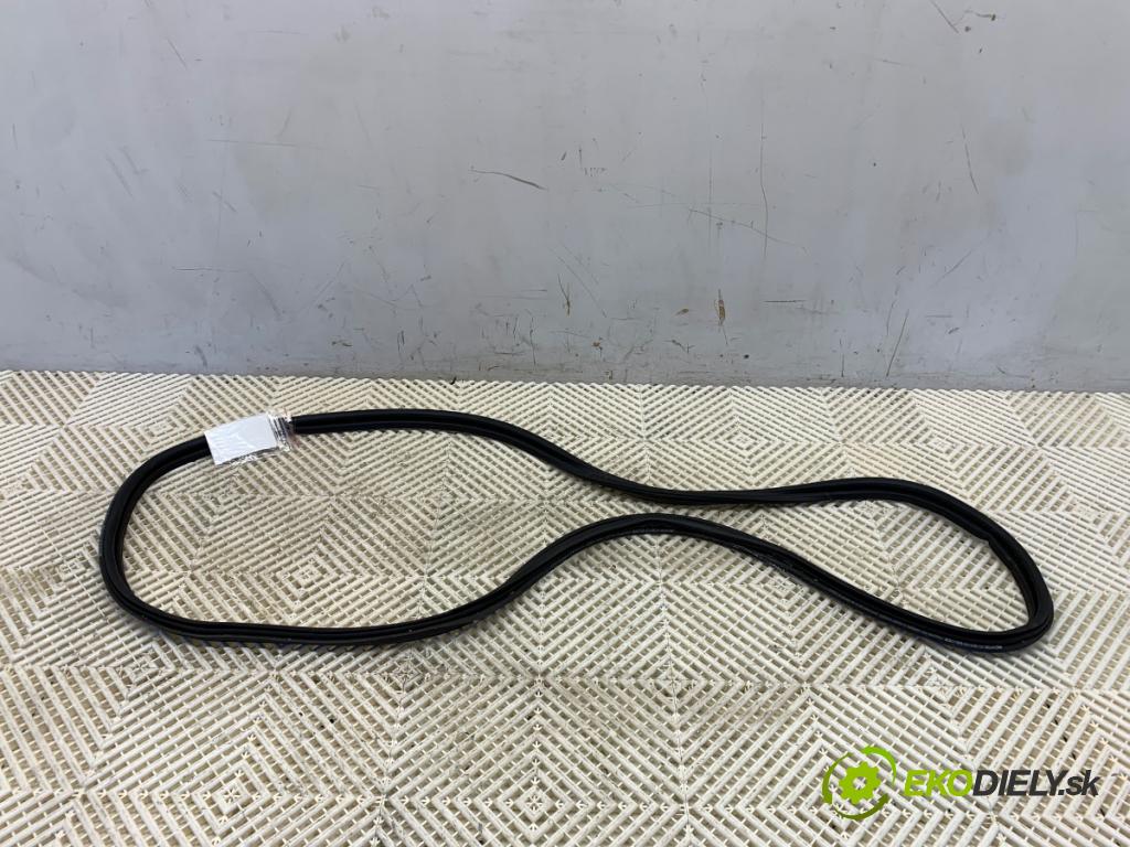 CITROEN C3 III liftback 2022 61 kW 1.2 PureTech 82 1199 tesnenie dverí kufra 9813254680