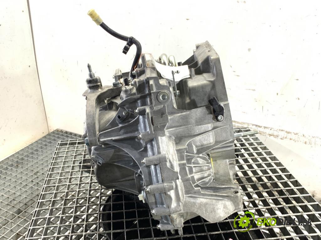 NISSAN JUKE SUV 2023 84 kW 1.0 999 Prevodovka 320105590R (Prevodovka)