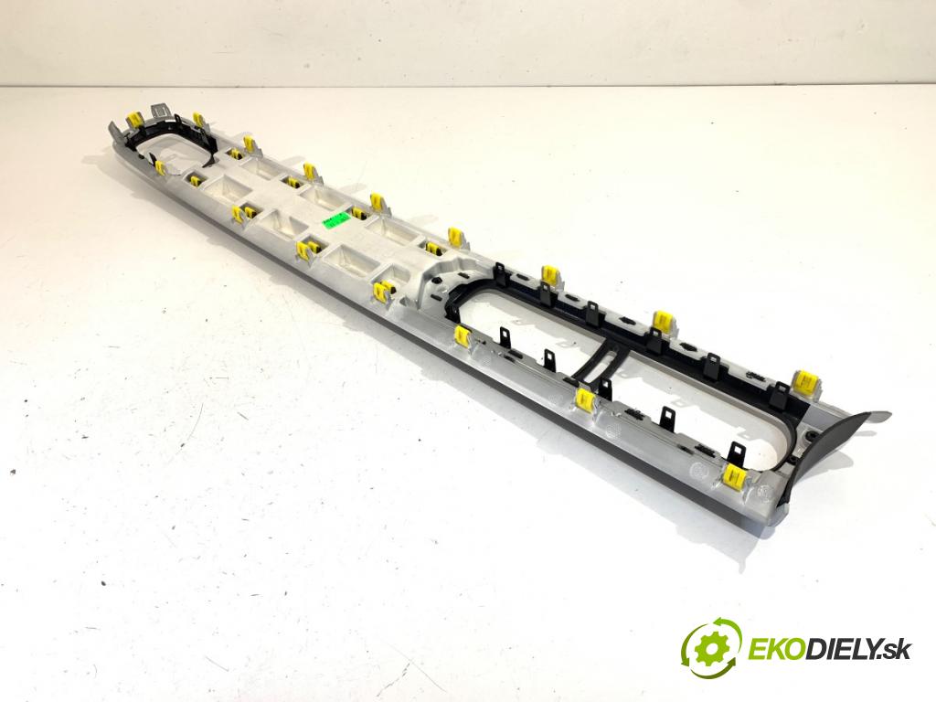CITROEN C3 III liftback 2022 61 kW 1.2 PureTech 82 1199 lišty kryt prístrojovky 9812401777