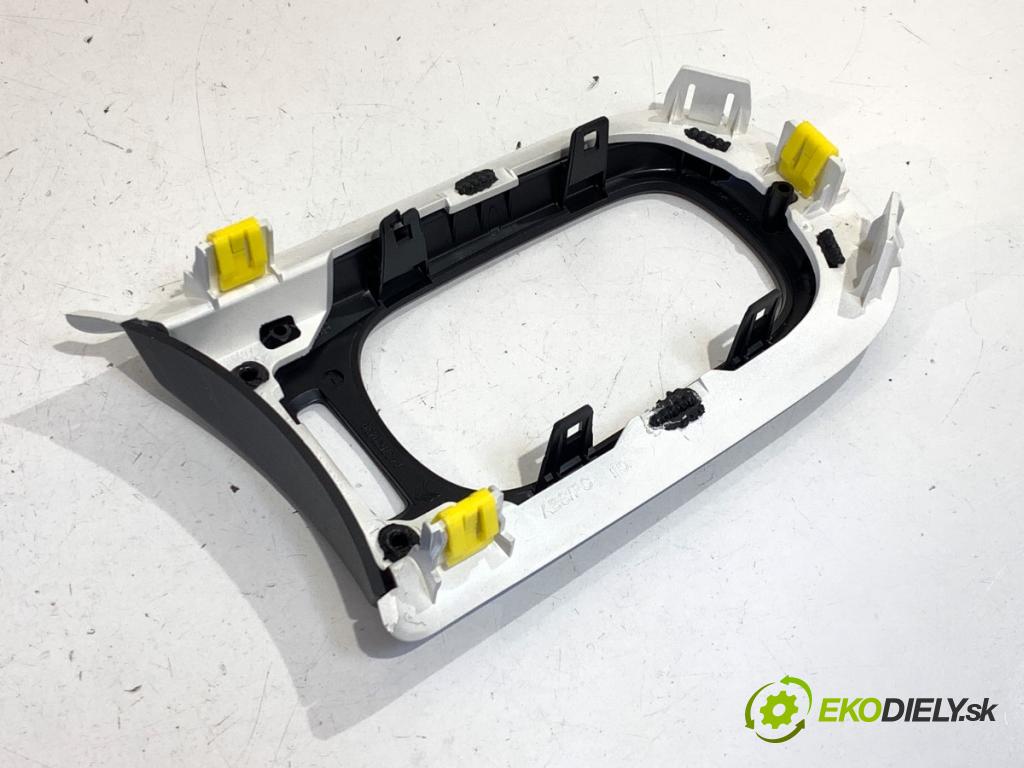CITROEN C3 III liftback 2022 61 kW 1.2 PureTech 82 1199 lišty kryt prístrojovky 9812401777
