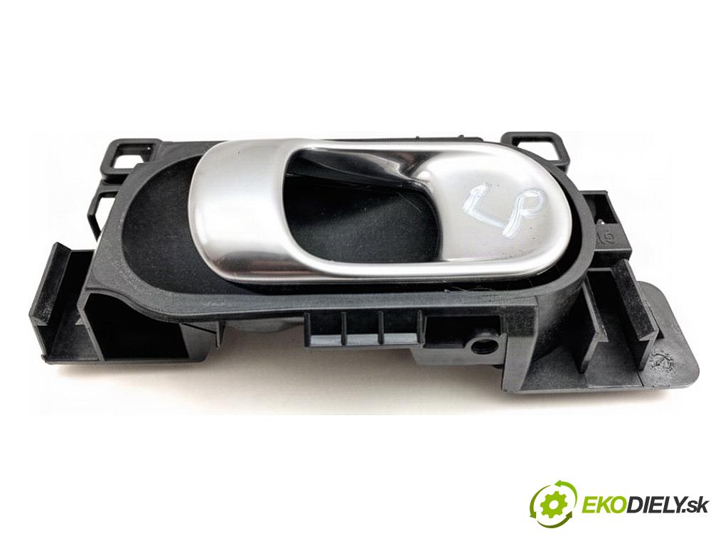 CITROEN C3 III liftback 2022 61 kW 1.2 PureTech 82 1199 klika vnitřní levý přední část 9801288680
