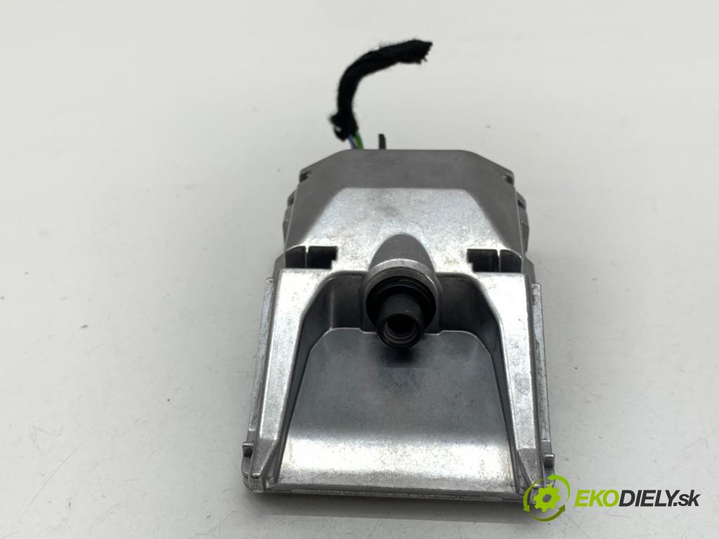 CITROEN C3 III liftback 2022 61 kW 1.2 PureTech 82 1199 KAMERA okna prednej 9842737880