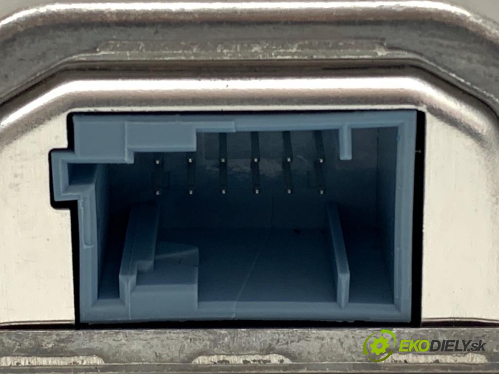 CITROEN C3 III liftback 2022 61 kW 1.2 PureTech 82 1199 KAMERA okna prednej 9842737880