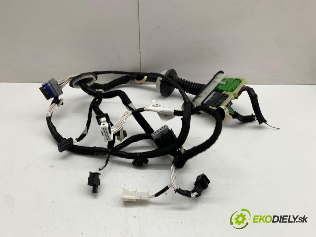 CITROEN C3 III liftback 2022 61 kW 1.2 PureTech 82 1199 Káblovačka Dvere predný ľavy 9825267080