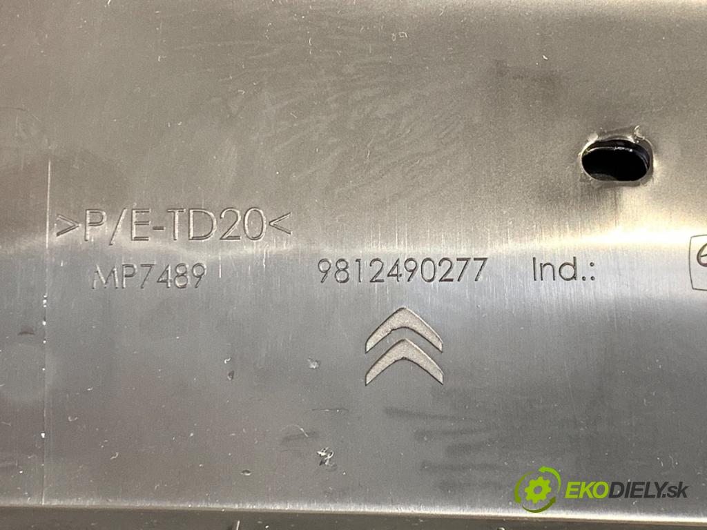 CITROEN C3 III liftback 2022 61 kW 1.2 PureTech 82 1199 Priehradka, kastlík spolujazdca 9812490277 (Priehradka (kastlík))