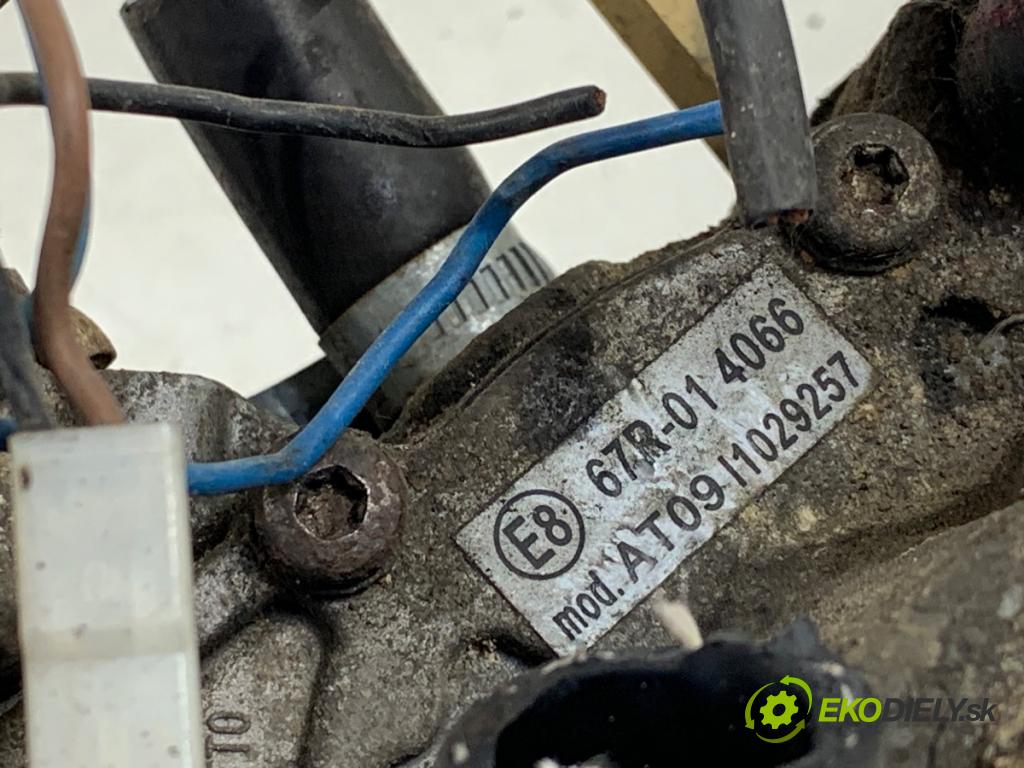 HYUNDAI i20 liftback 2009 57 kW 1.2 1248 Reduktor do plynového pedálu LPG 67R-014066 (LPG)