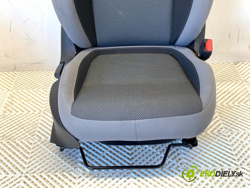 FIAT TIPO sedan 2016 70 kW 1.4 (356SXA1B) 1368 Sedadlo pravy predný