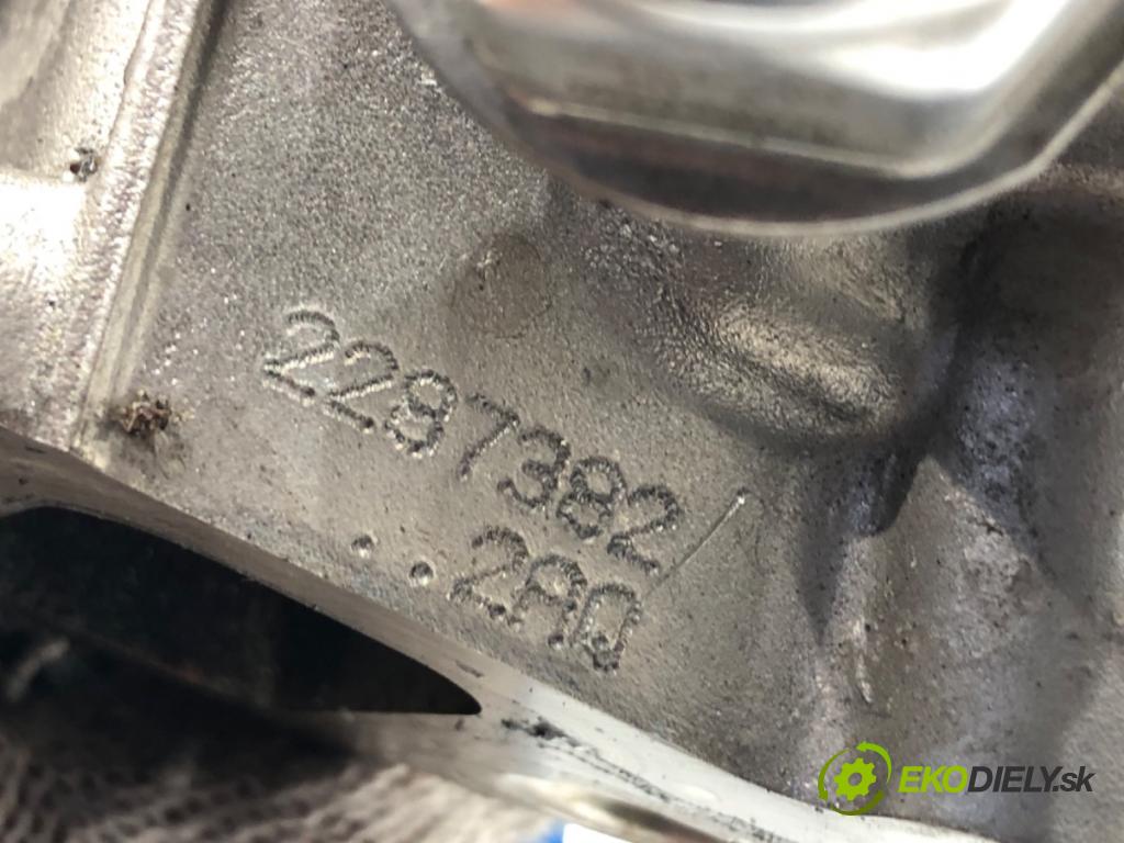 VW SCIROCCO III coupe 2009 118 kW 1.4 TSI 1390 lišta vstřikovací  (Vstřikovací lišta)