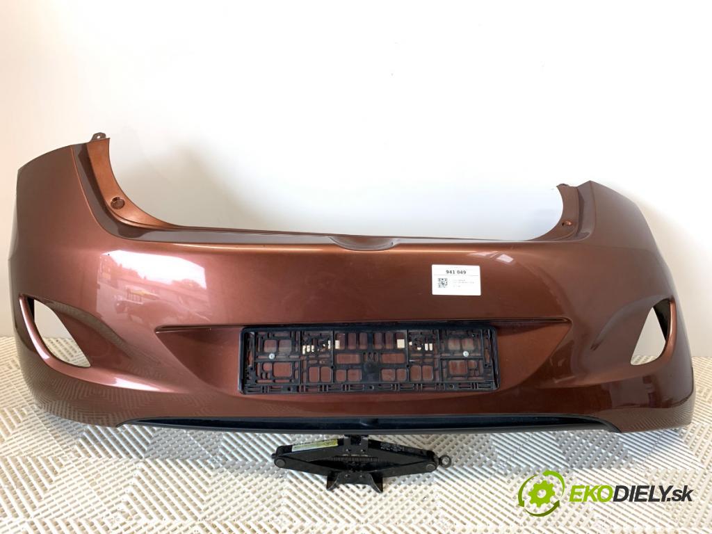 HYUNDAI i30 liftback 2013 73 kW 1.4 1396 Nárazník zad 