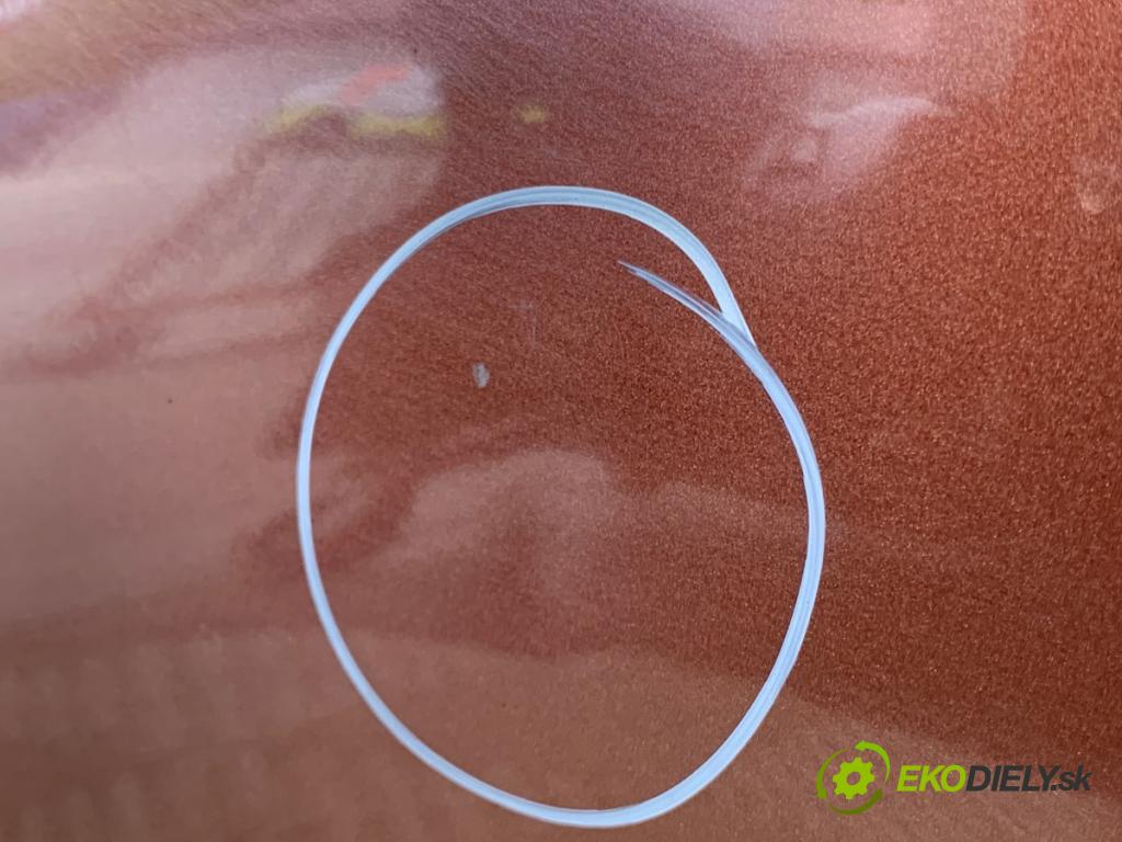 HYUNDAI i30 liftback 2013 73 kW 1.4 1396 dveře pravý zadní část