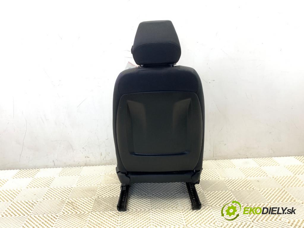 BMW F31 Kombi 2014 135 kW 320 d 1995 sedadlo levý přední část