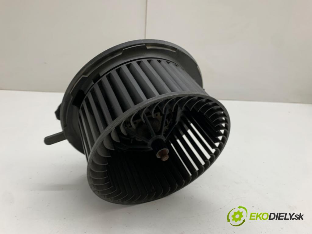VW PASSAT B6 sedan 2010 103 kW 2.0 TDI 16V 1968 ventilátor kúrenia 3C1820015N