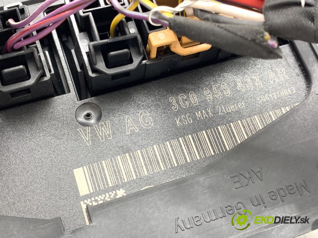 VW PASSAT B6 sedan 2010 103 kW 2.0 TDI 16V 1968 modul komfortu 3C0959433AR (Komfortní modul)