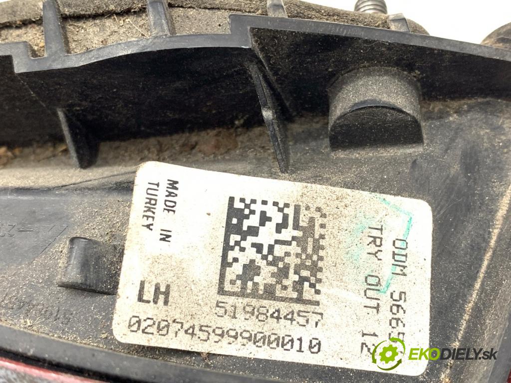 FIAT TIPO sedan 2016 70 kW 1.4 (356SXA1B) 1368 Svetlo ľavy zad vnútorná 51984457