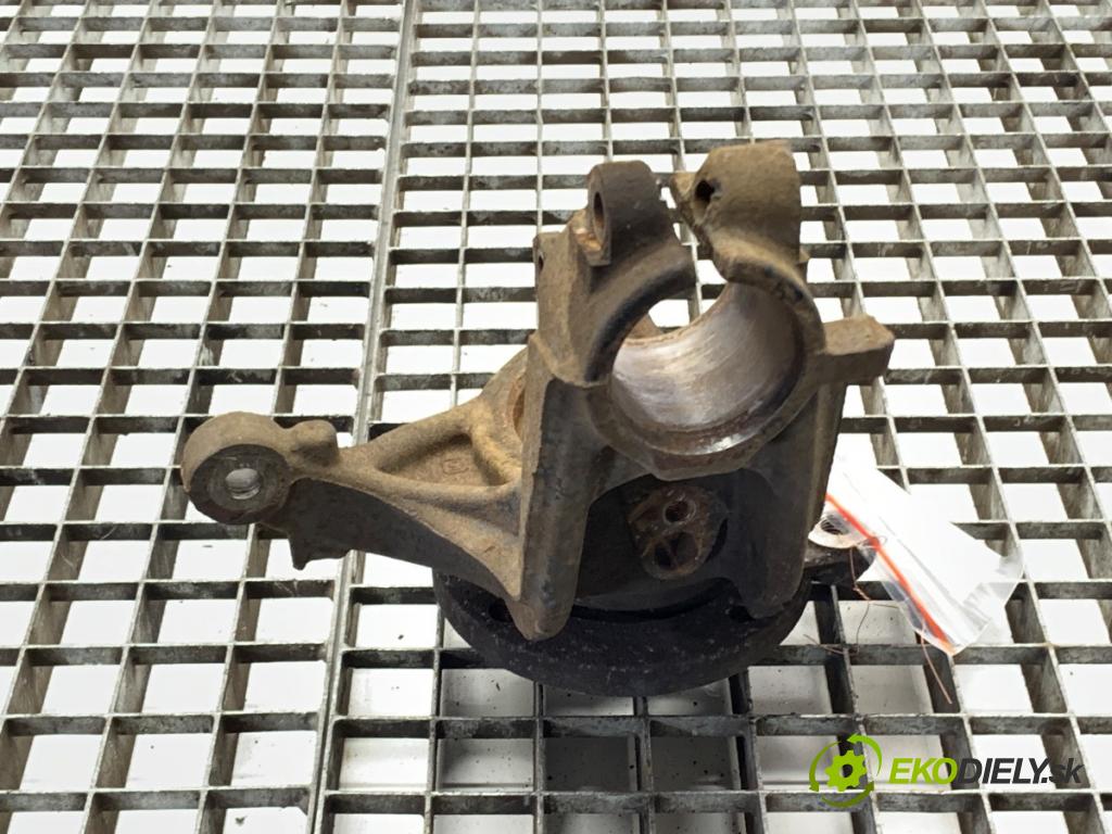 CITROEN C3 III liftback 2022 61 kW 1.2 PureTech 82 1199 náboj pravý přední část