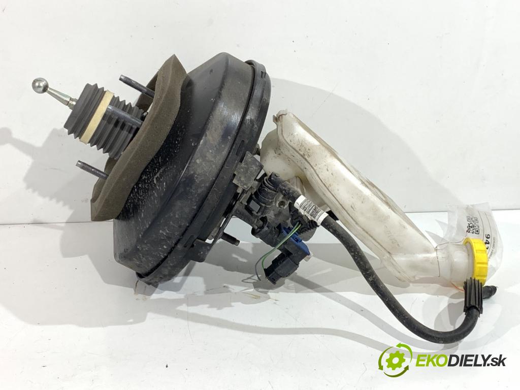 CITROEN C3 III liftback 2022 61 kW 1.2 PureTech 82 1199 posilovač bŕzd 9811514380