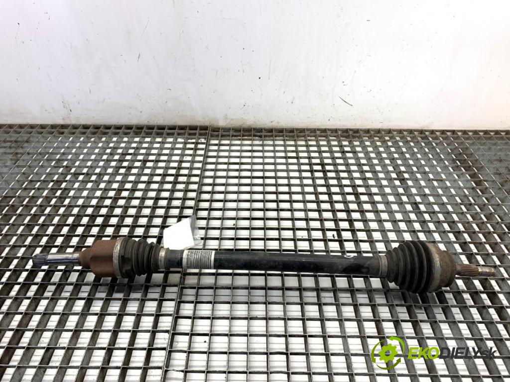 CITROEN C3 III liftback 2022 61 kW 1.2 PureTech 82 1199 poloos pravý přední část 9677476680