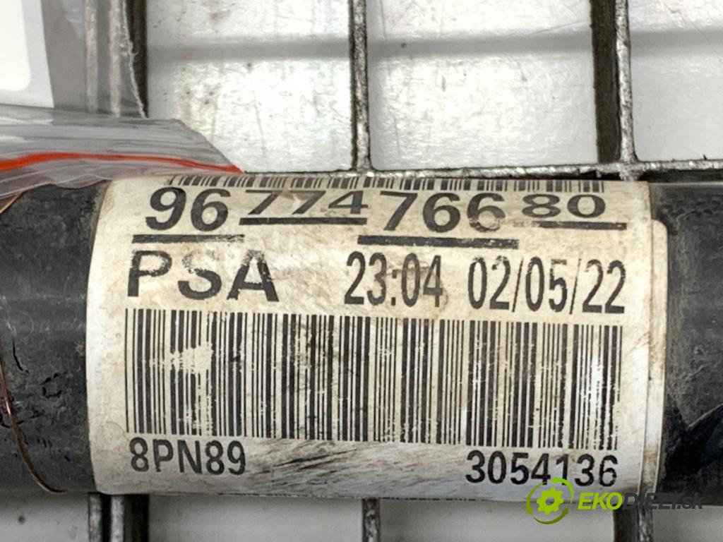 CITROEN C3 III liftback 2022 61 kW 1.2 PureTech 82 1199 poloos pravý přední část 9677476680