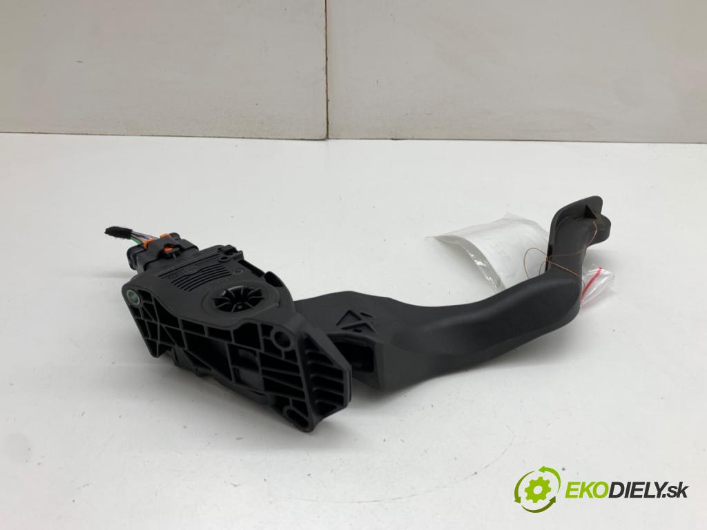 CITROEN C3 III liftback 2022 61 kW 1.2 PureTech 82 1199 Potenciometer plynu 9835904480 (Potenciometer plynového pedálu)