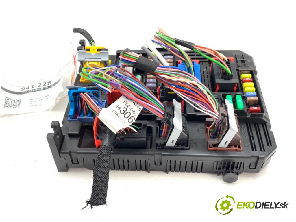 CITROEN C3 III liftback 2022 61 kW 1.2 PureTech 82 1199 modul BSI 9845141280 (Pojistková skříňka)