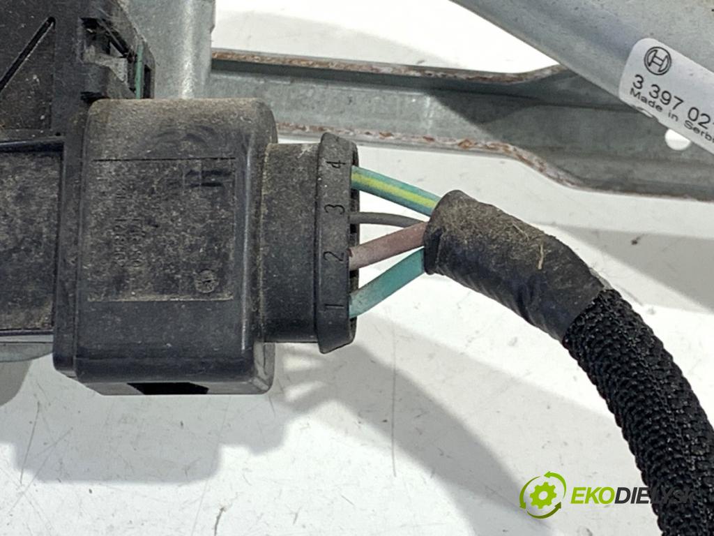 CITROEN C3 III liftback 2022 61 kW 1.2 PureTech 82 1199 mechanismus stěračů přední část 0390250001 (Motorek stěračů přední)
