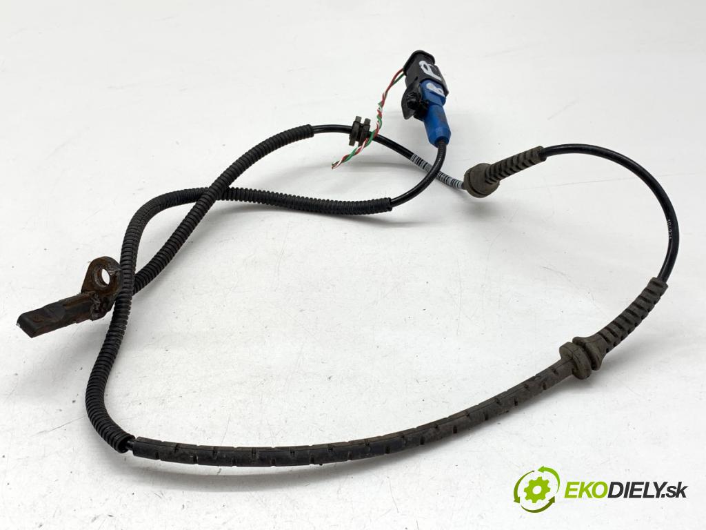 CITROEN C3 III liftback 2022 61 kW 1.2 PureTech 82 1199 Snímač ABS pravy predný 