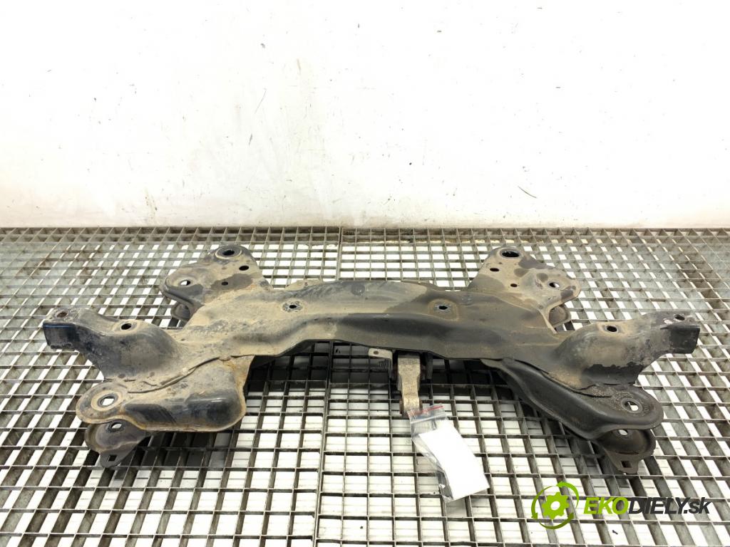 CITROEN C3 III liftback 2022 61 kW 1.2 PureTech 82 1199 Výstuha pod Motor  (Výstuha predná)