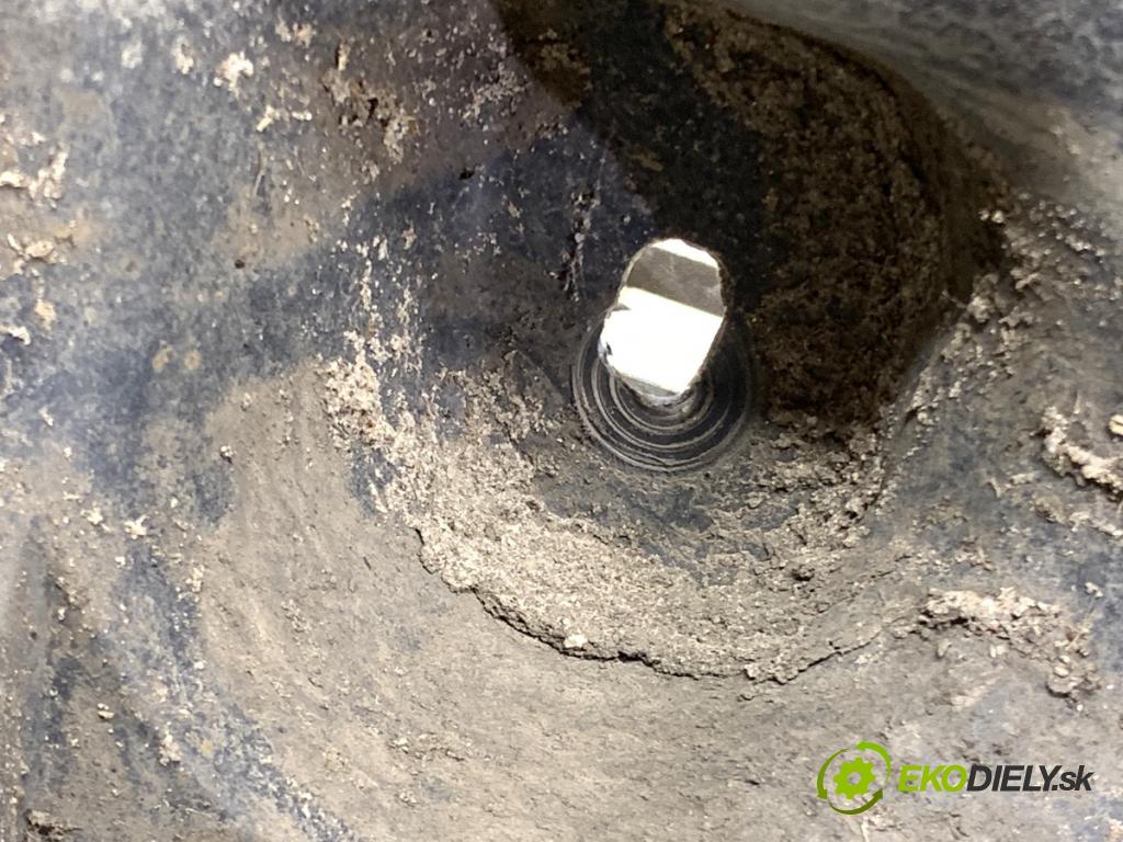 CITROEN C3 III liftback 2022 61 kW 1.2 PureTech 82 1199 podblatník levý zadní část 9811931780