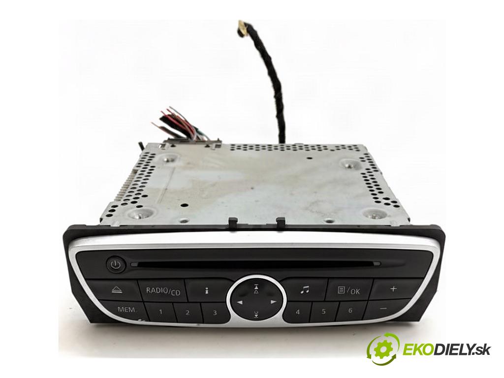 RENAULT MEGANE III liftback 2009 81 kW 1.6 16V (BZ1B, BZ1H) 1598 RADIO 281150030R (Audio zariadenie)